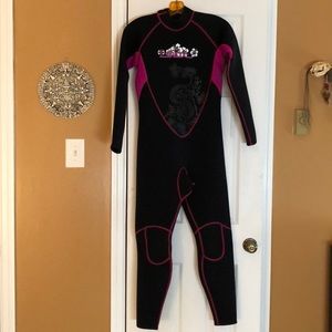3mm neoprene wet suit